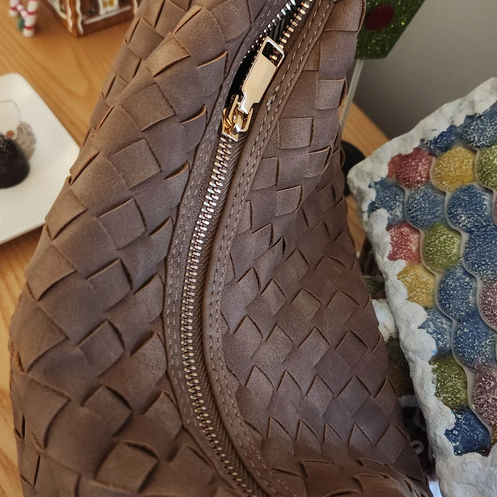 Urban Expressions Tan Woven Hobo Bag - Picture 6 of 12